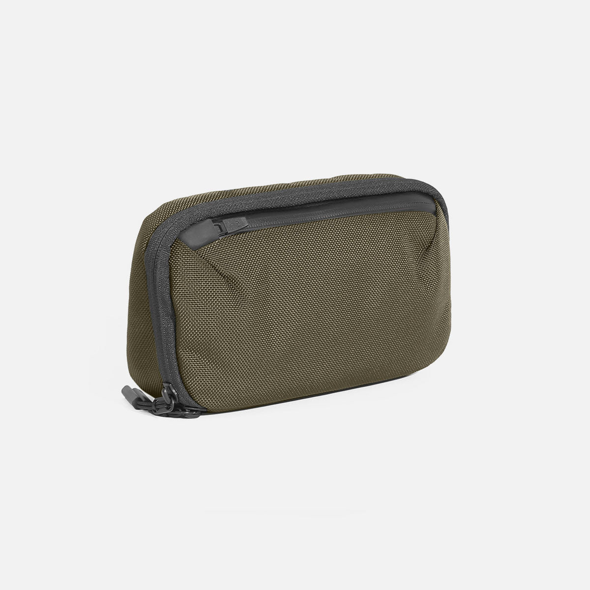 1_AER25056_doppkit3_olive_34hero.jpg